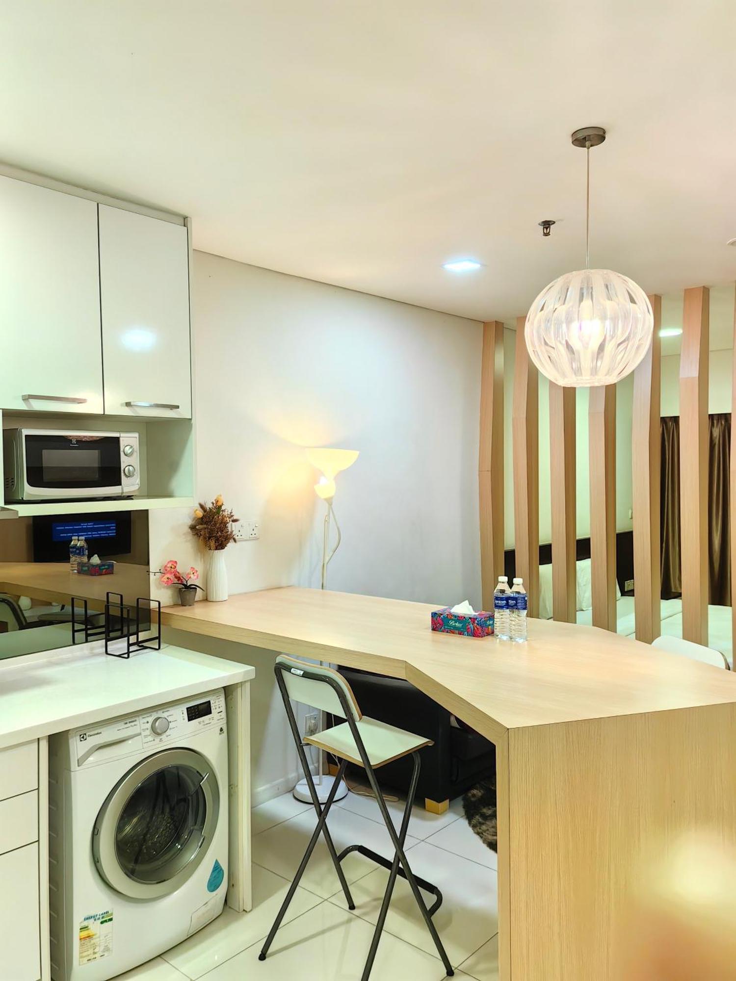 Summer Suites By Moon Orchid Kuala Lumpur Exterior photo