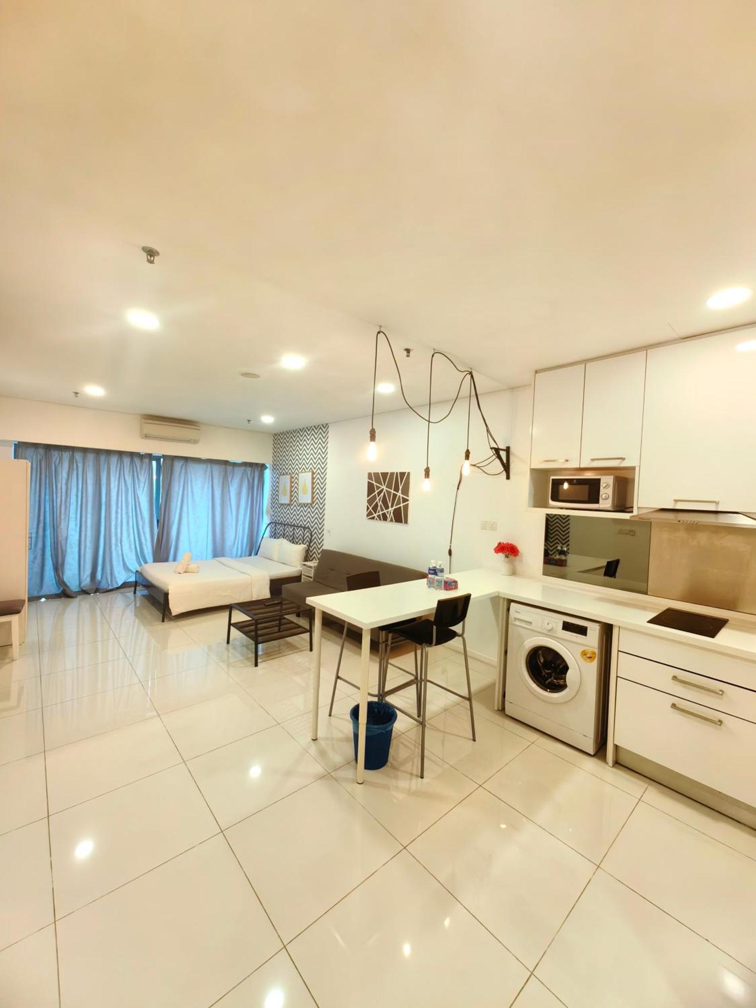Summer Suites By Moon Orchid Kuala Lumpur Exterior photo